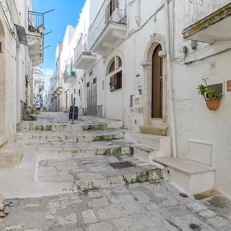 Апартаменты La Terrazza Del Marinaio Остуни Экстерьер фото